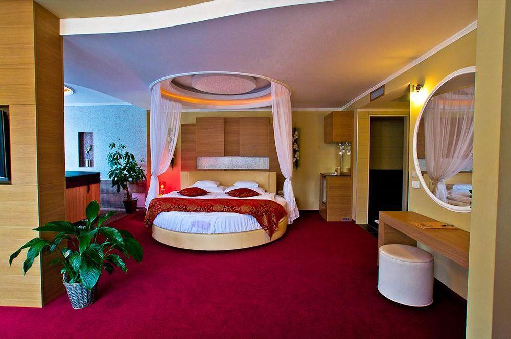 Erdospuszta Club Fenyves 4* Дебрецен